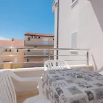 Vujcic Appartement Makarska