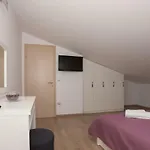 Vujcic Appartement Makarska