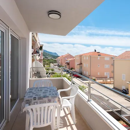 Vujcic * Makarska