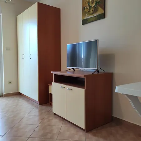 Vujcic 마카르스카