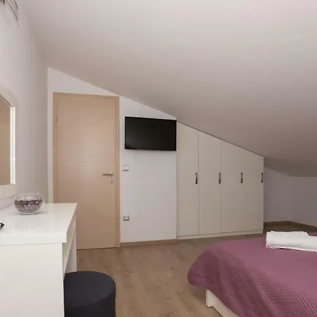 Vujcic Apartman Makarska